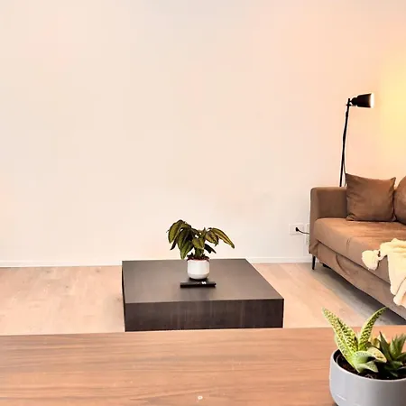 Mestre, New 3 With 3 Baths 公寓