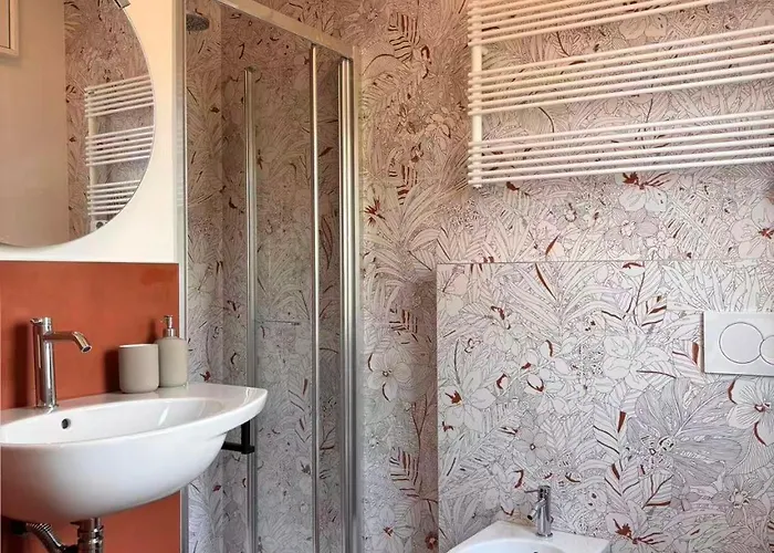 Mestre, New 3 With 3 Baths * Venecia